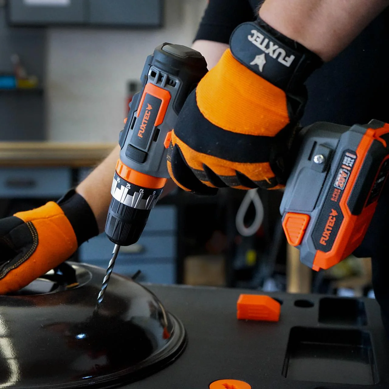 B-WARE Visseuse sans fil 20V FUXTEC FX-E1BS20 - Set avec 2 batteries 2Ah et chargeur 1A - Image 6
